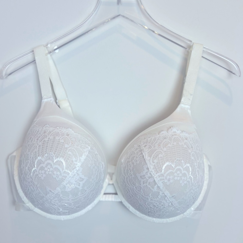 Curve Muse underwire, molded cups, Bra, White Lace Sz 48 B, EU 110B